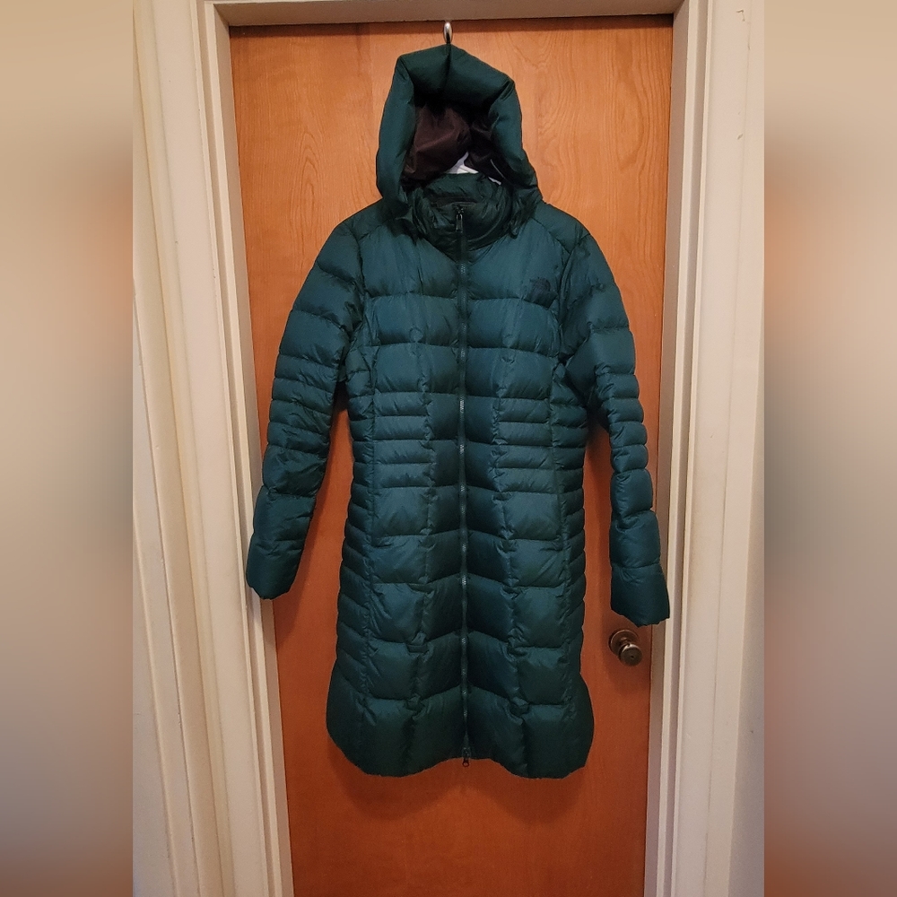 Women's The North Face Knee-Length Down Puffer Coat w/ Detachable Hood